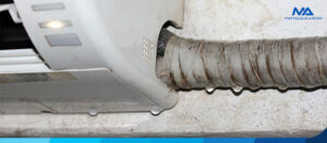 aircon leaking water
