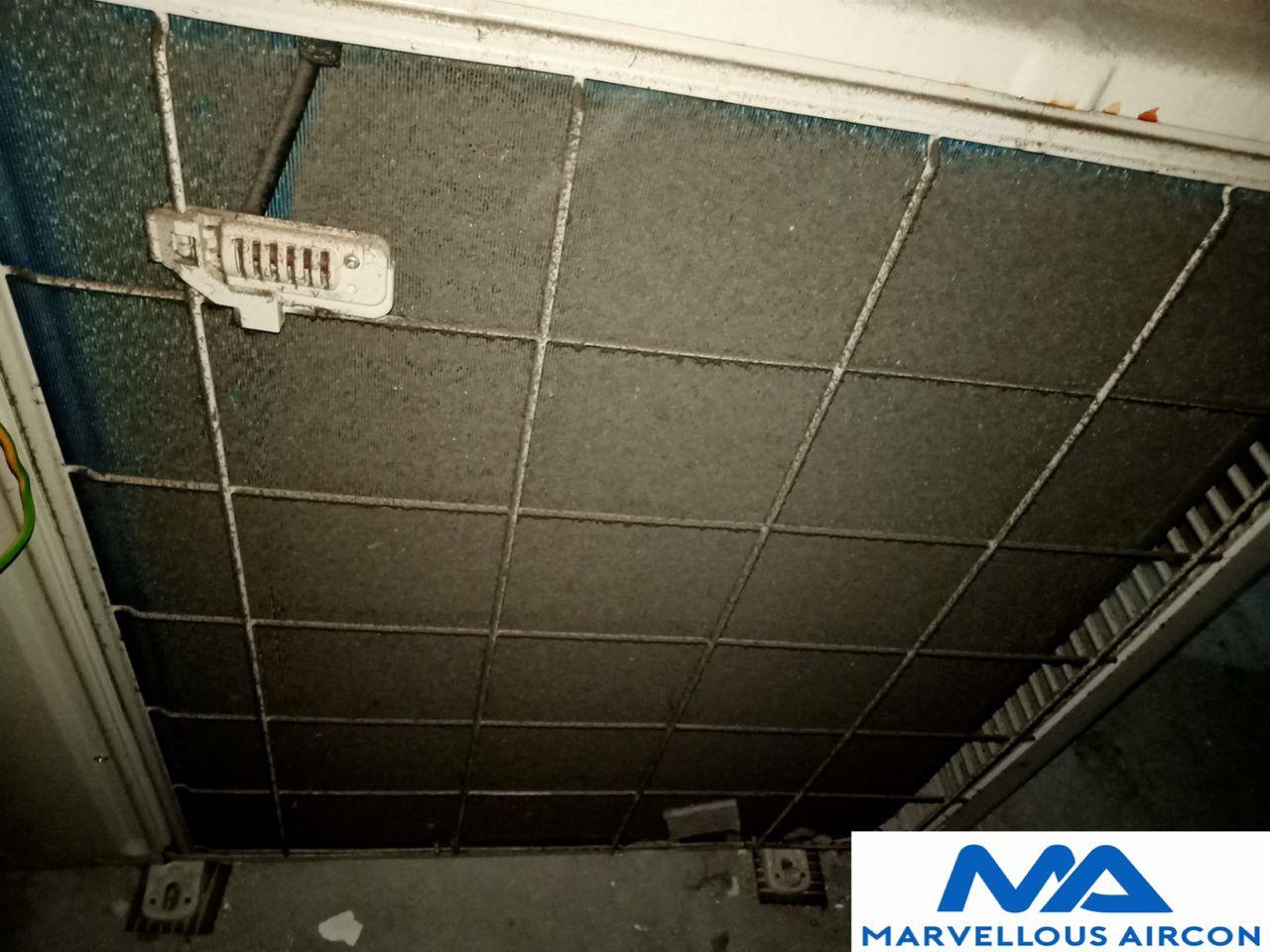 cleaning outdoor condenser