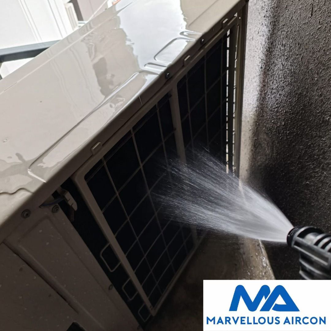 Cleaning Outdoor Condenser in SengKang